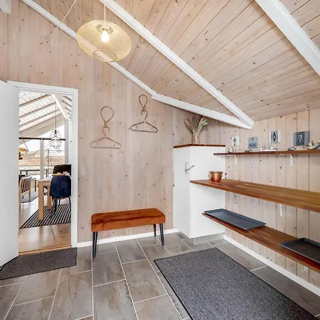 Doris - 150m From The Sea By Interhome