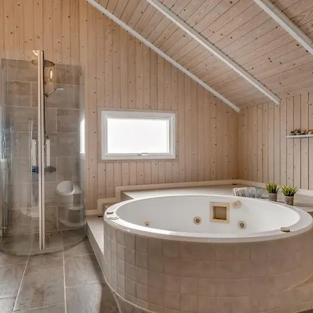 Feriehus Doris - 150m From The Sea By Interhome Harboør
