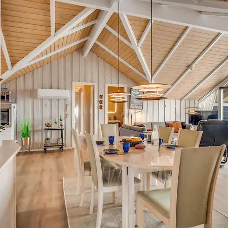 Doris - 150m From The Sea By Interhome Harboør