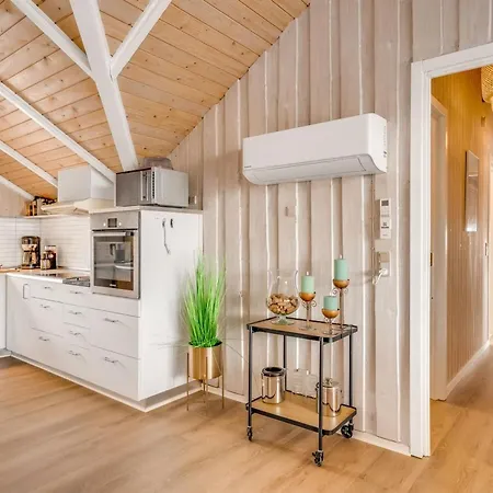 Doris - 150m From The Sea By Interhome * Harboør