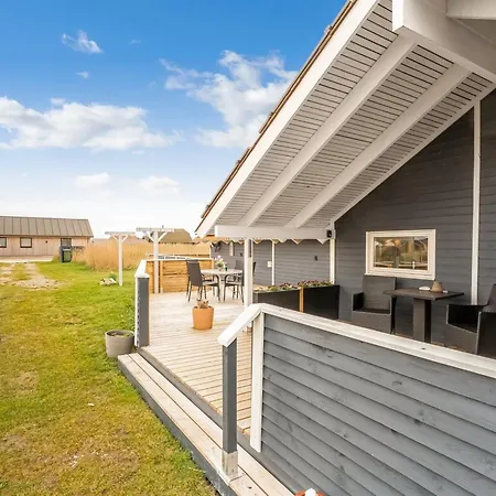 Feriehus Doris - 150m From The Sea By Interhome Harboør